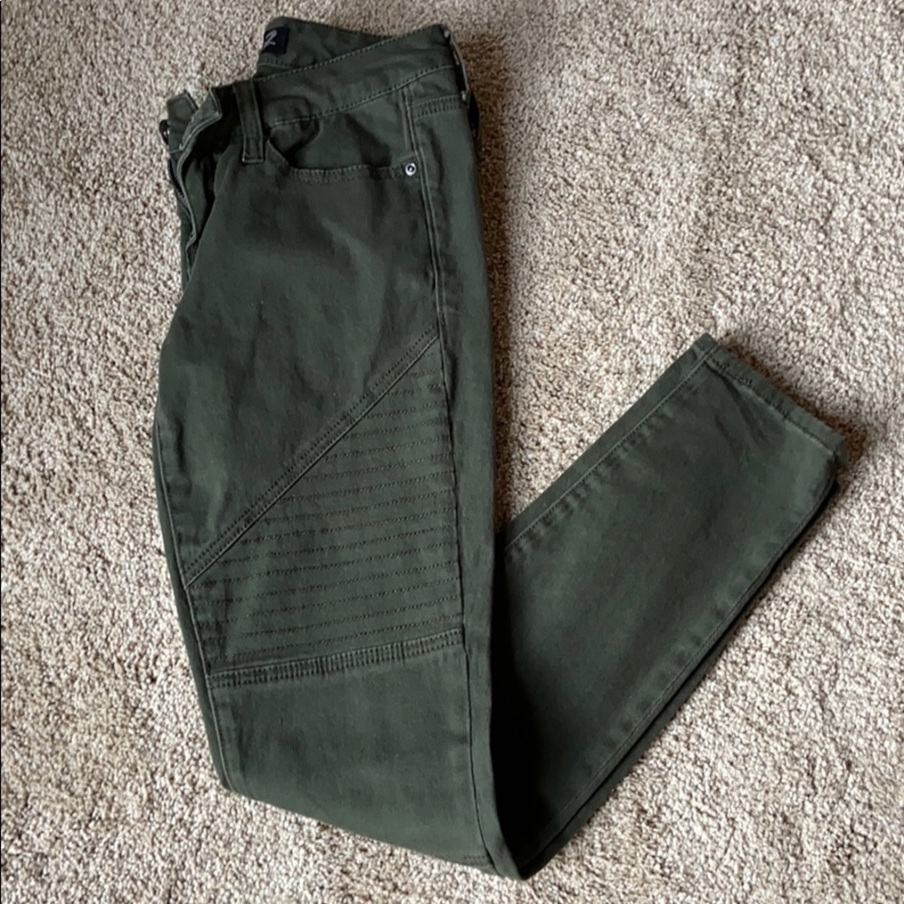 Seven7 brand olive green moto skinny pants